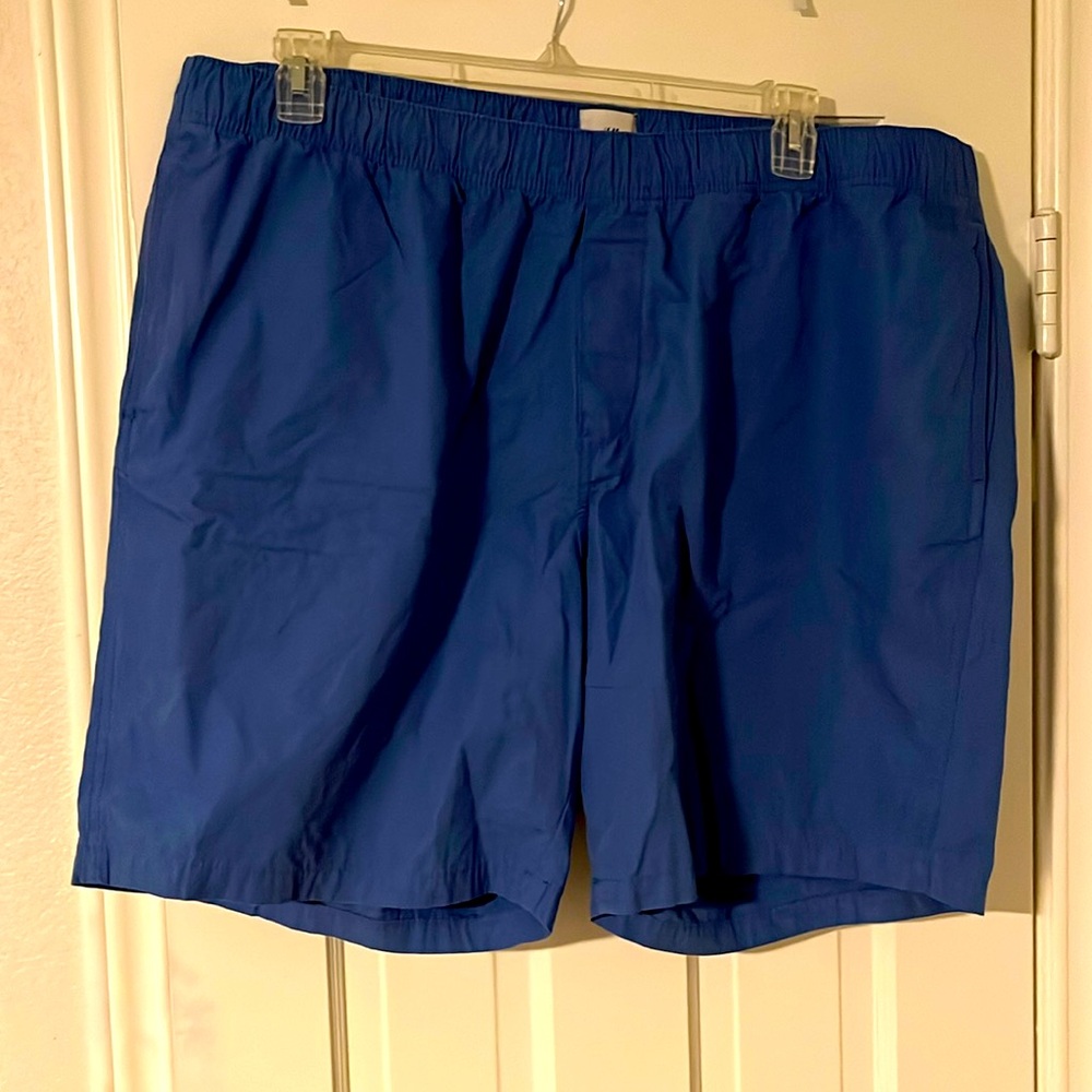H&M Relaxed Fit Shorts (XXL)